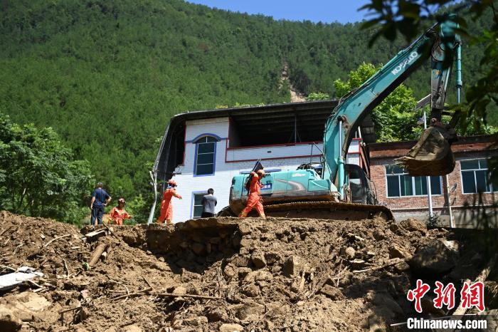 重慶19個區(qū)縣310個鄉(xiāng)鎮(zhèn)（街道）遭受洪澇、地質災害