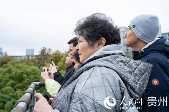 遠眺觀山湖公園。人民網(wǎng) 陽茜攝