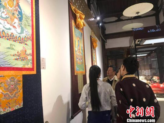 “雪域之光·昌都唐卡藝術展”福州展出