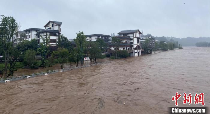 四川暴雨、山洪、地質災害氣象風險預警齊發(fā)