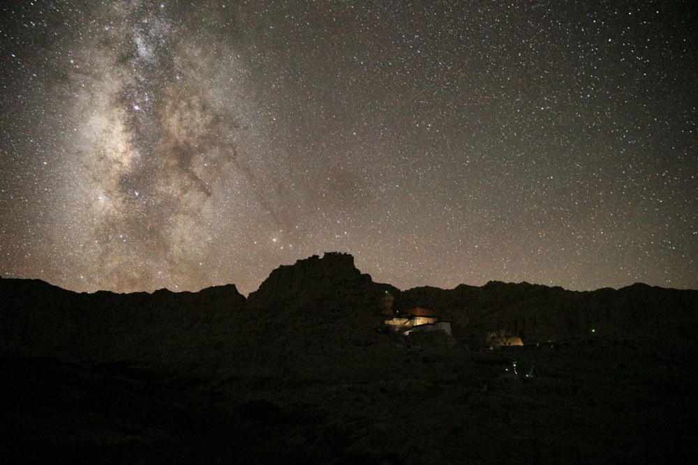 阿里暗夜星空。旦真次旦攝